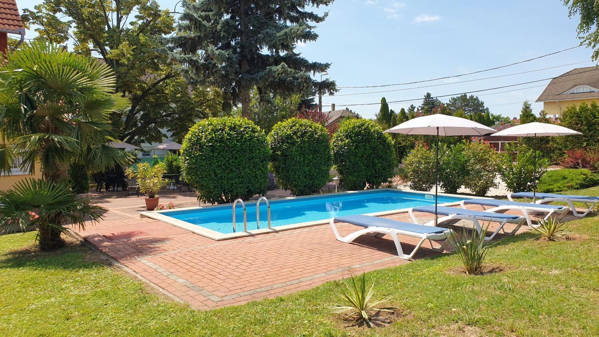 Eden Villa Apartmanhaz Balatonfured Exterior photo