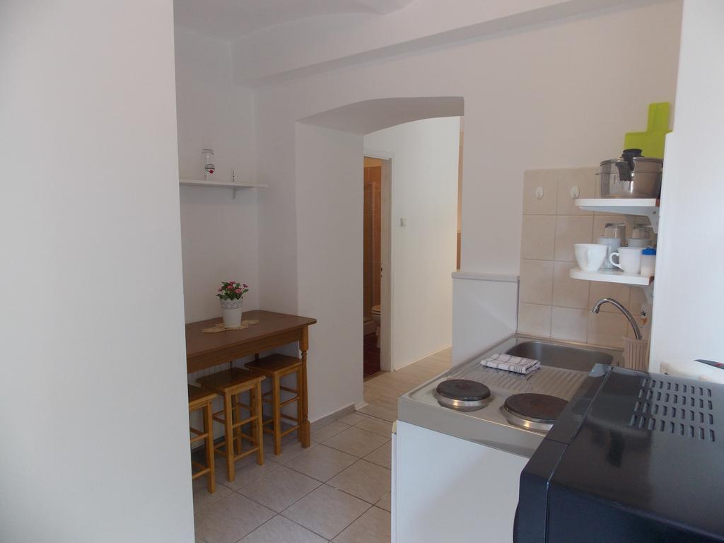 Eden Villa Apartmanhaz Balatonfured Exterior photo